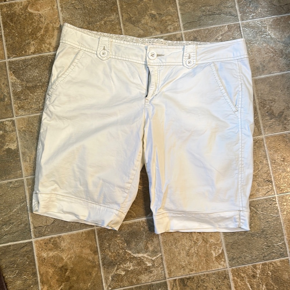 Aeropostale Bermuda shorts 13/14